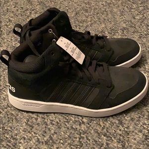 Men’s size 11 high top Adidas Sneakers